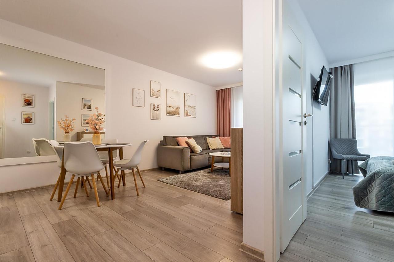 Omi Apartments Kołobrzeg Buitenkant foto